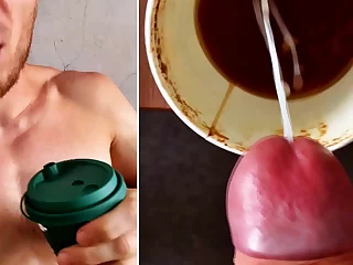 Schau zu, wie ich mich vergnüge und mit Sperma einen einzigartigen Kaffeecocktail kreiere